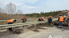 Напередодні дорожники приводили до ладу сім автошляхів Харківщини (фото)