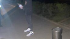 Харків’янин посеред ночі вкрав урну з вулиці, щоб поставити у себе вдома