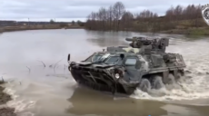 Харьковский БТР форсирует реку: Мельник показал видео с фронта