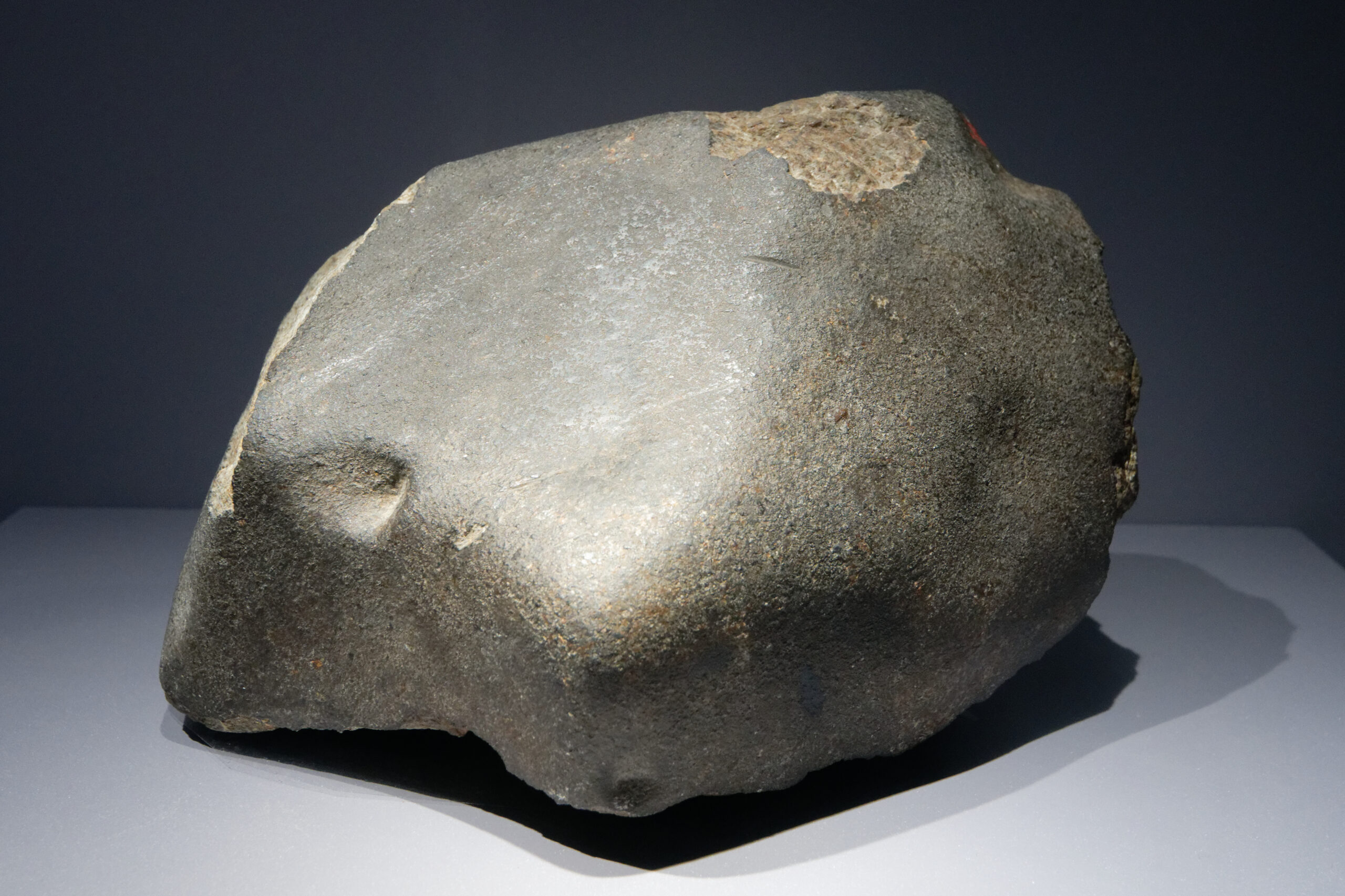 Метеорит Л'Эгль в музее