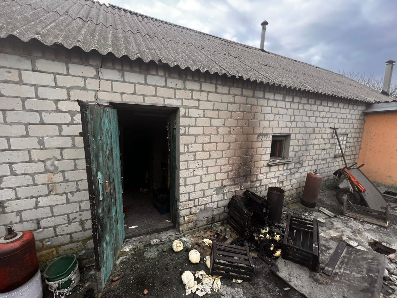 Наслідки обстрілів Харківщини (фото)