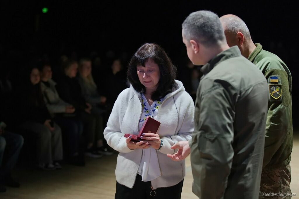 На Харьковщине вручили награды семьям 24 погибших защитников Украины