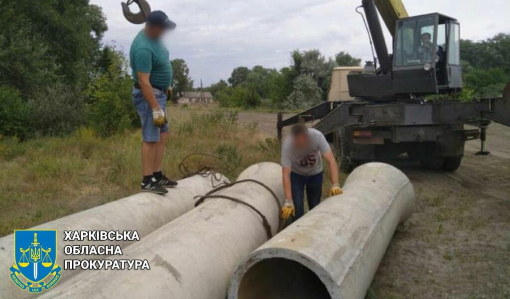 Двоє депутатів на Ізюмщині відбирали соняшник в аграріїв і відправляли в РФ