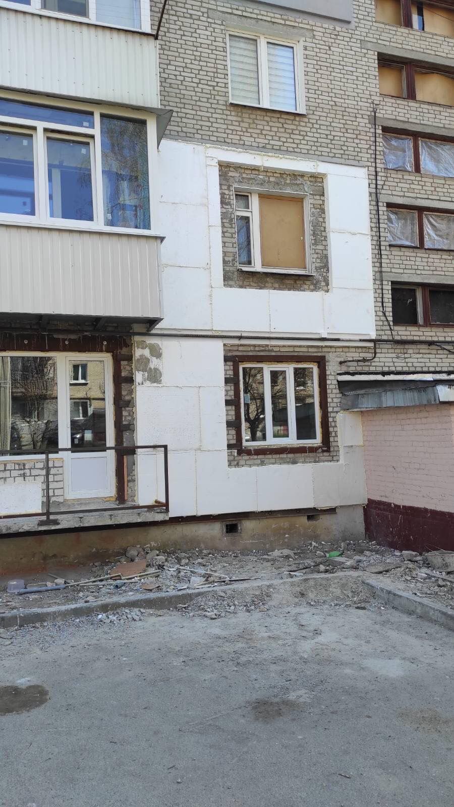 В Харькове восстанавливают дом на ул. Юбилейной  в Кулиничах 4