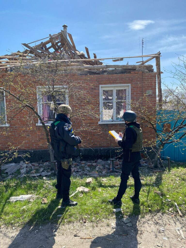 Полиция показала последствия обстрелов Харьковщины (фото)