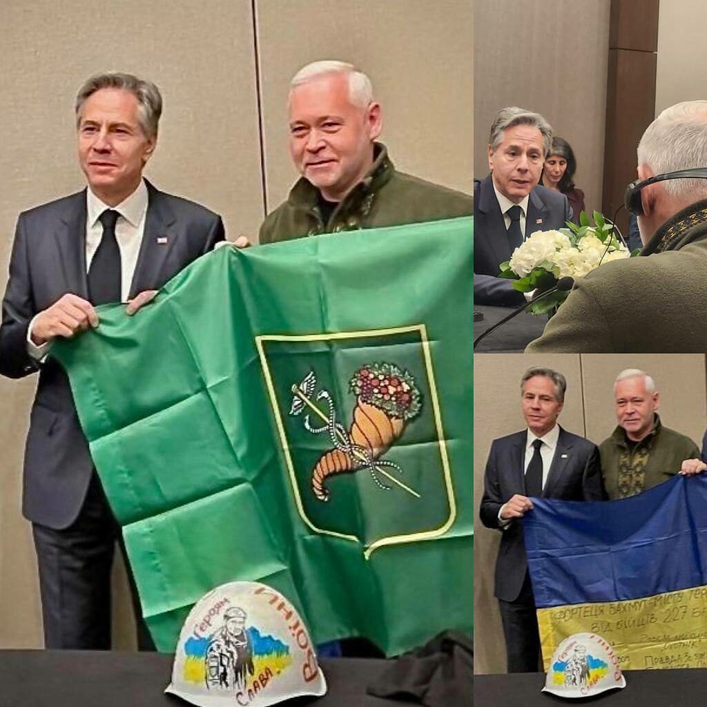 Терехов у США передав Блінкену прапор України від захисників Бахмута