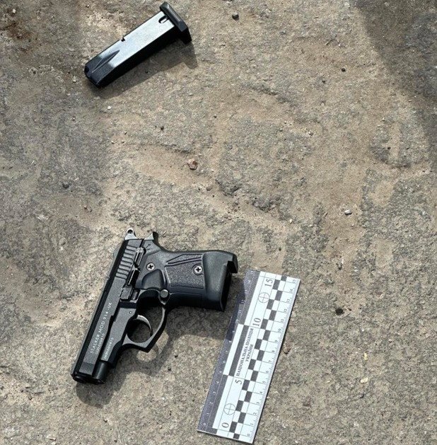 На Харківщині чоловік переробив пістолет з сигнального на бойовий