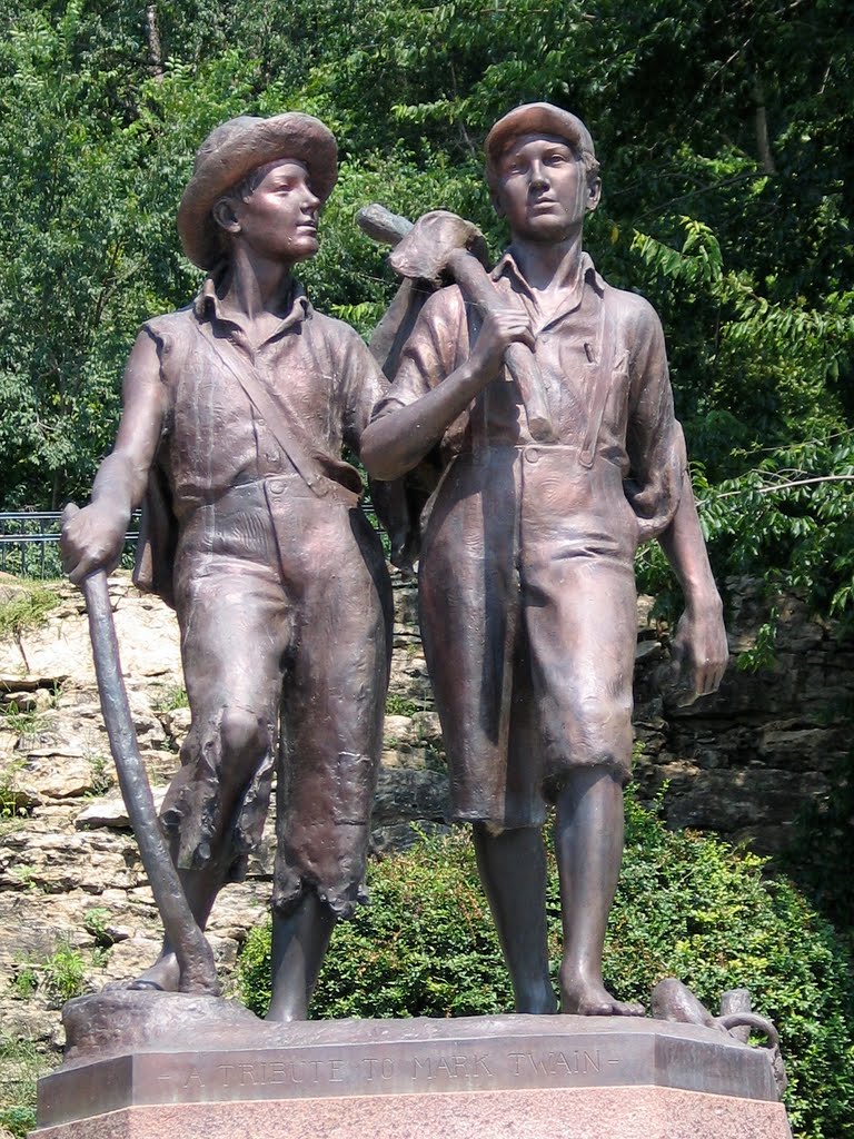 Пам'ятник Гекльбері Фінну та Тому Сойєру в США