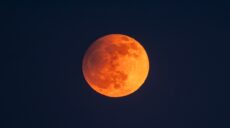 Боровся з темрявою, як Україна: харківський астроном зняв затемнення Місяця