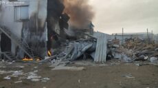 Атака дронов на Изюм: чрезвычайники потушили пожары площадью 4500 кв м (фото)