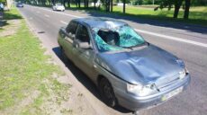 В Індустріальному районі автомобіль збив матір із сином: жінка загинула (фото)