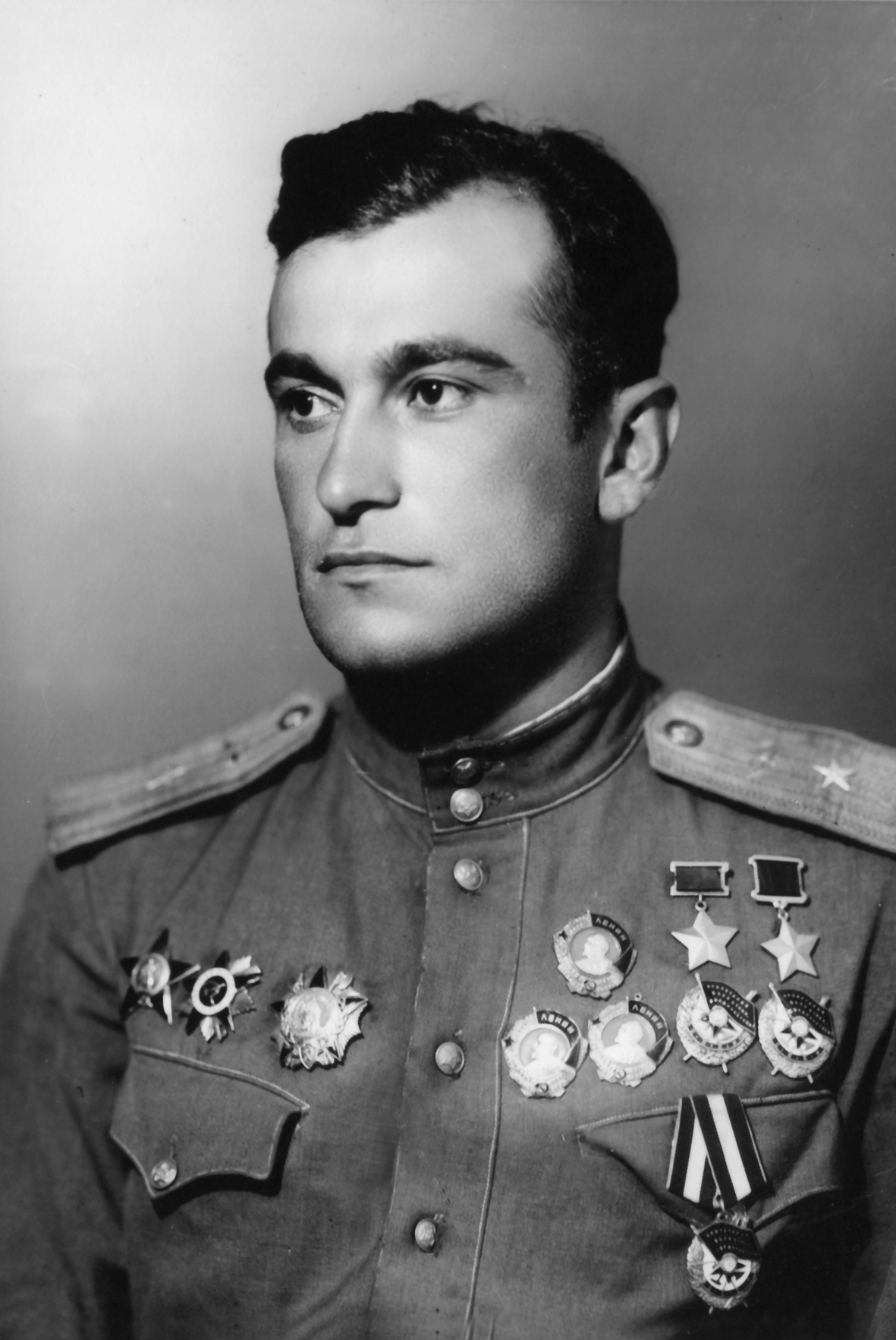 Амет-хан Султан – кримський татарин, двічі Герой Радянського Союзу