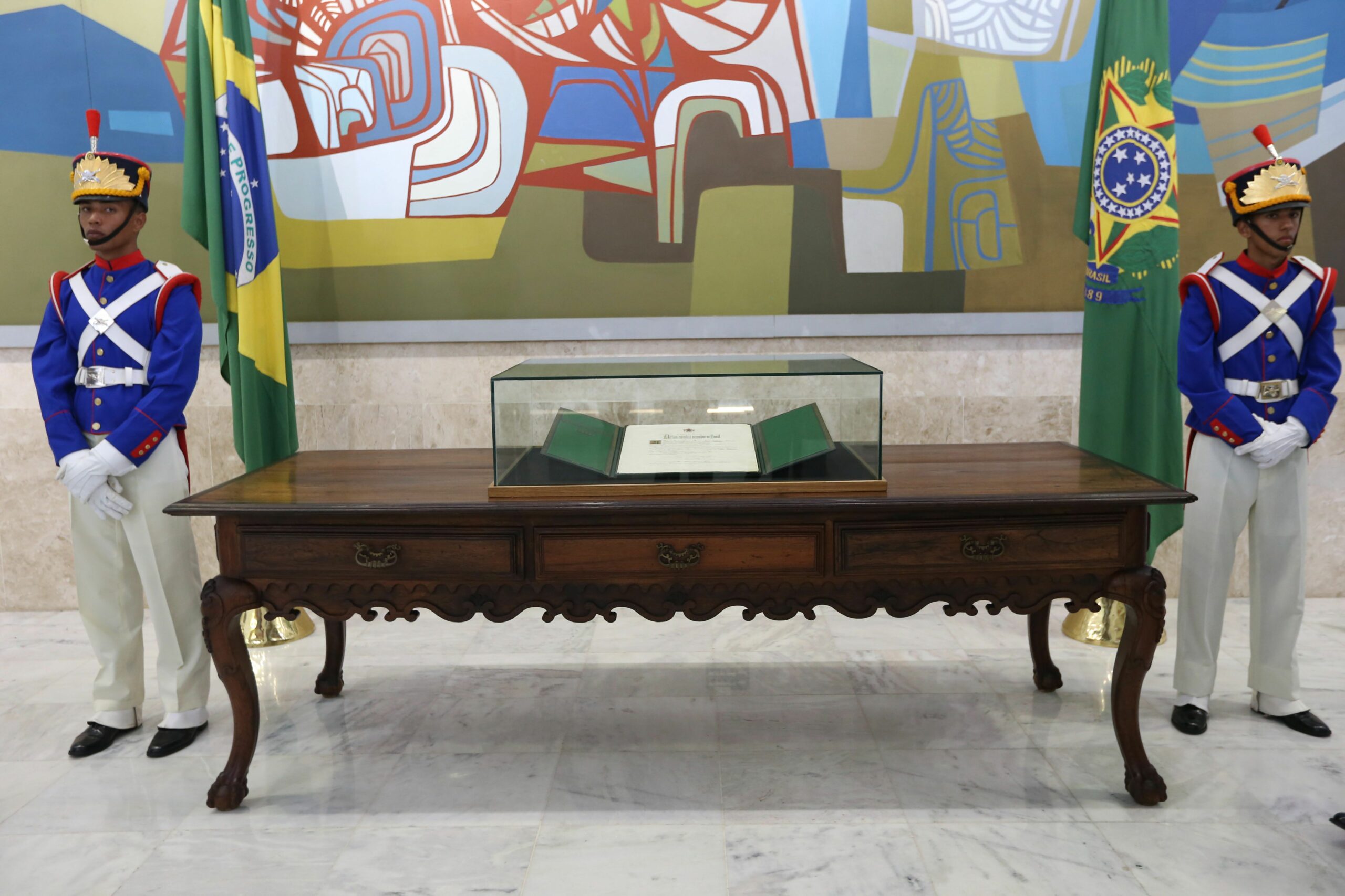 Золотой закон в музее в Бразилии