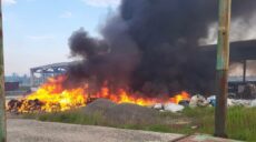 Окупанти обстріляли Куп’янськ: Синєгубов повідомляє про пожежу та поранених