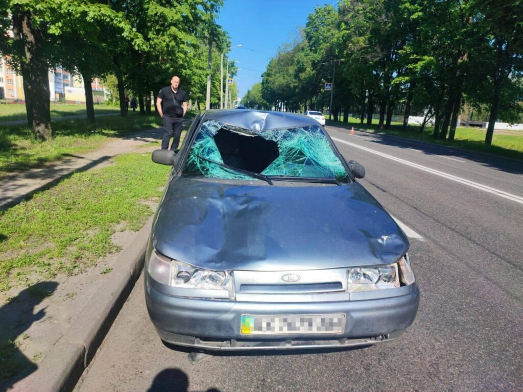 Водія, який збив матір із сином у Харкові, залишили в СІЗО