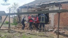 В Волчанске на Харьковщине из-под завалов достали женщину и госпитализировали
