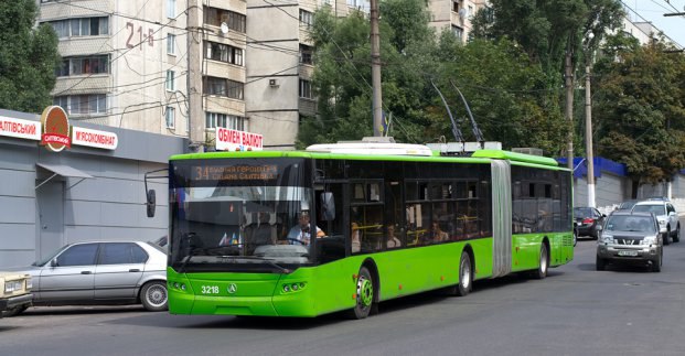 Вечером в Харькове не будут ходить троллейбусы, 19-го -изменит маршрут трамвай