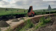 Полегшить військове сполучення з Донеччиною: на Харківщині ремонтують міст