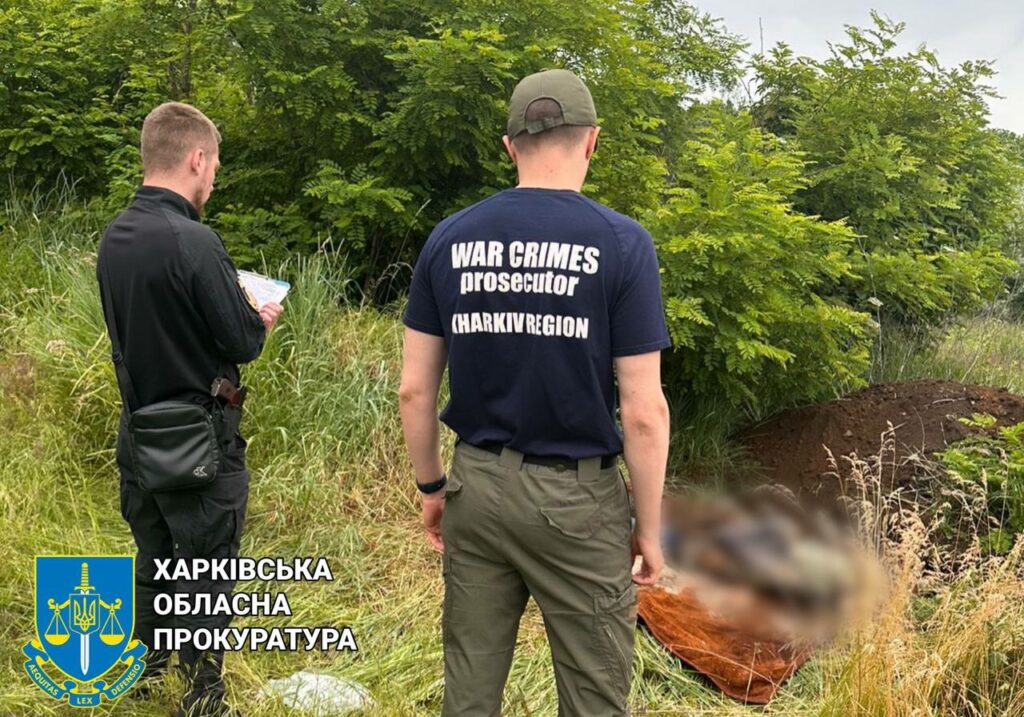Російська ракета влучила у будинок: на Харківщині ексгумували тіло чоловіка