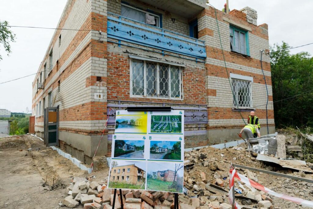 17 многоквартирных жилых домов отстроят в Дергачах под Харьковом – Синегубов