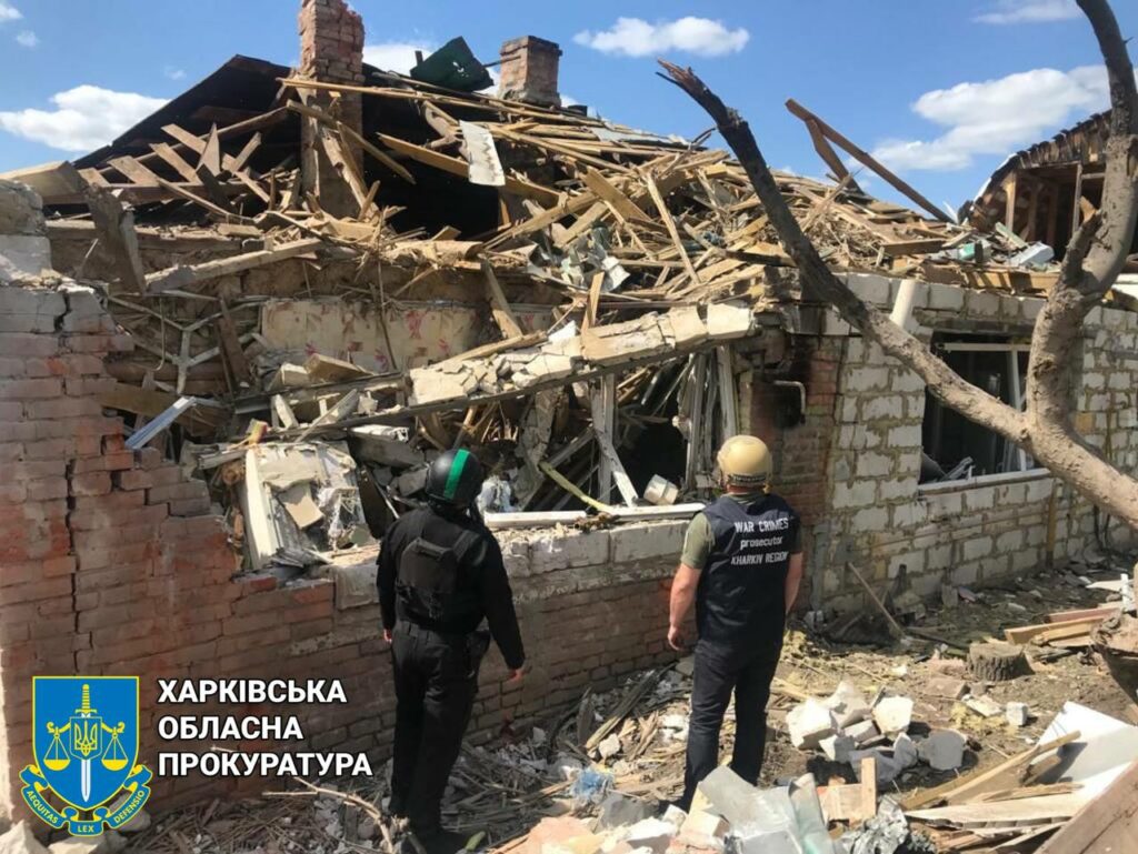 По Чугуєву вдарили С-300, по Куп’янську – з РСЗВ: дані прокуратури (фото)