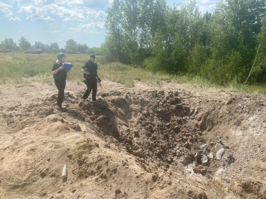 Наслідки ракетного удару та обстрілів Харківщини: опубліковані фото