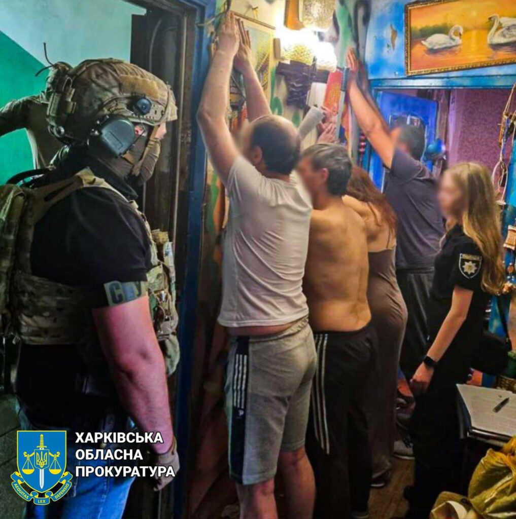 Варили «винт»: на Харьковщине задержали организованную группу наркоторговцев