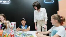 Вчать долати стрес через війну: де в Харкові з дітьми працюють психологи