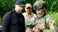Синєгубов з’їздив на «гарячу» Куп’янщину та поговорив там з військовими (фото)