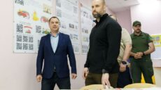 Укриття, де сховаються понад 1000 осіб, ремонтують у Пісочині під Харковом