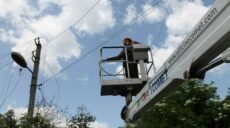 На Харківщині повернули світло в село, де окупанти зруйнували 80% мереж