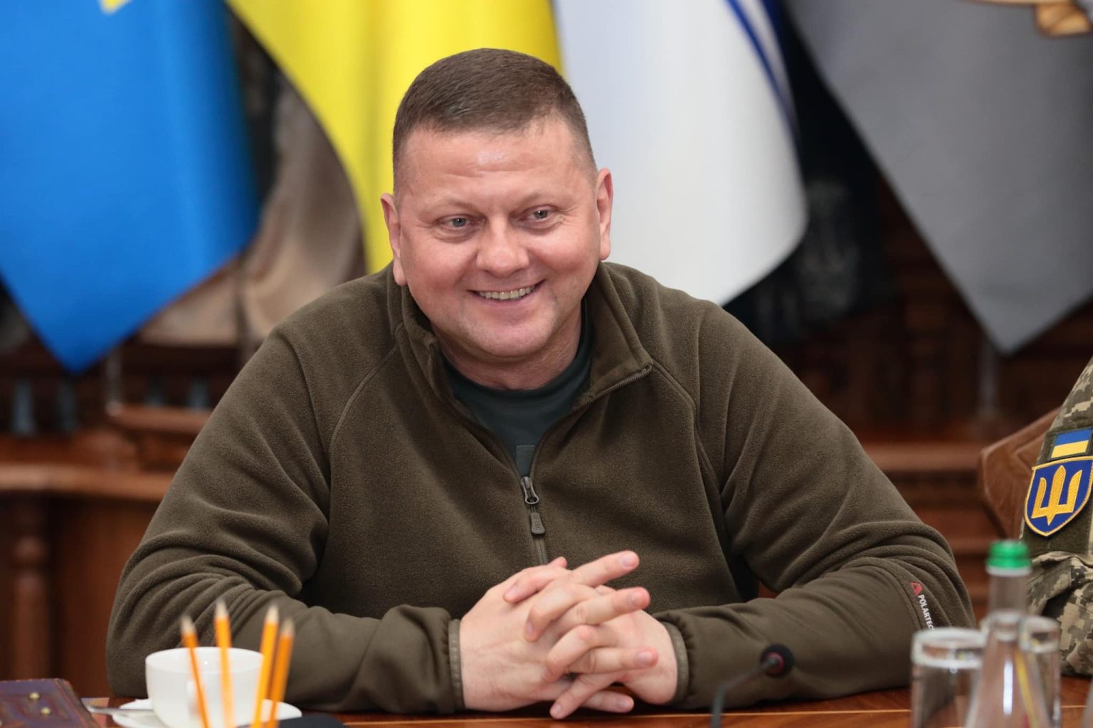 Залужный охарактеризовал ситуацию на Купянском направлении