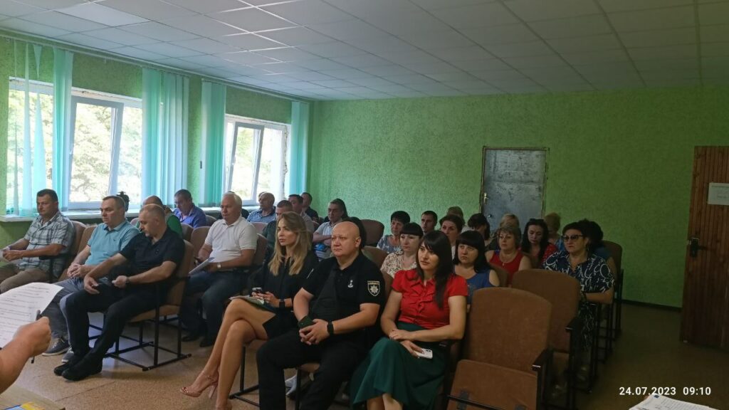 Відмовитися від офлайн-навчання вирішила ще одна громада на Харківщині