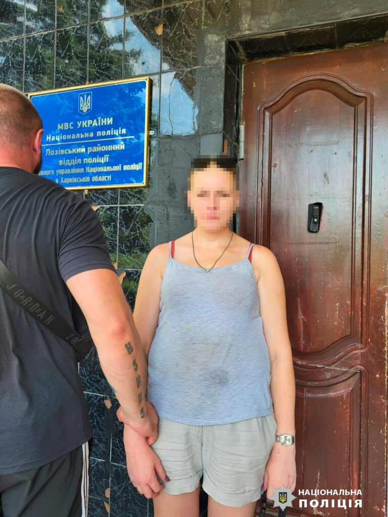 На Харьковщине женщина торговала наркотиками, которые ей выдавали для лечения