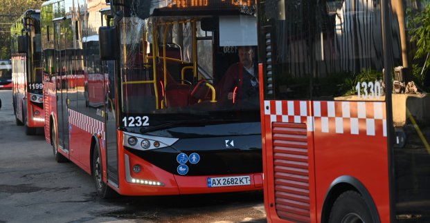 Робота у Харкові: КП шукає водіїв автобусів