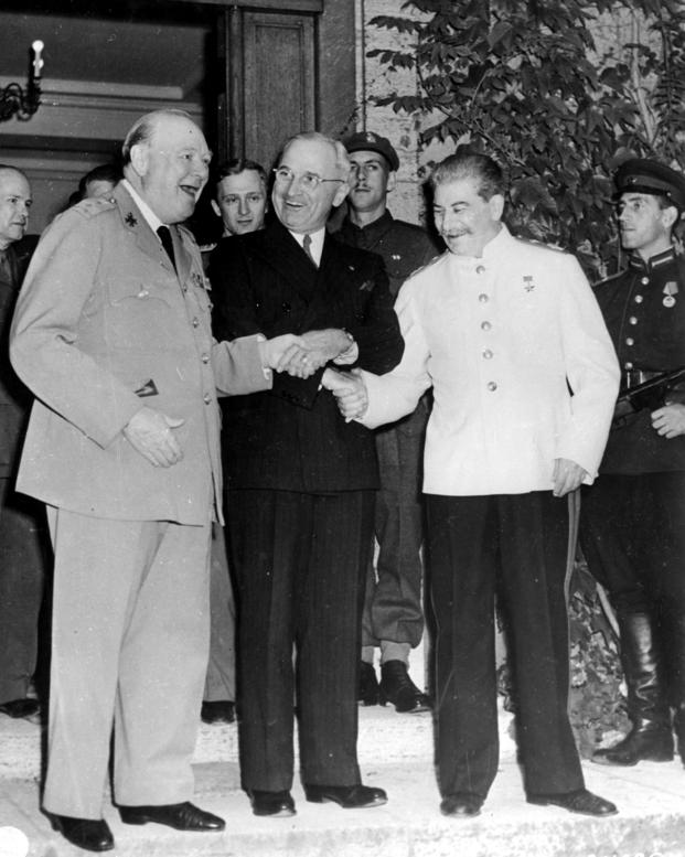 Черчілль, Трумен та Сталін на Потсдамській конференції