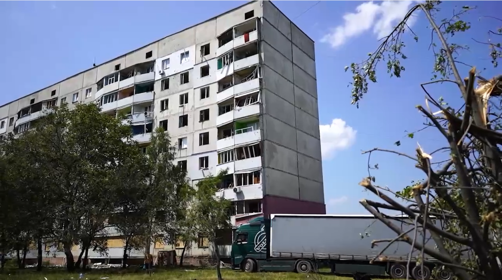 У Первомайському ремонтують доми після удару Іскандером – Синєгубов (відео)