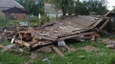 Із гелікоптерів і арти. Росіяни обстріляли село на Харківщині