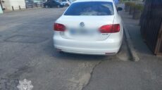 У Харкові водій “під наркотиками” пропонував гроші патрульним