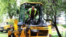У Харкові усувають 11 аварій на водоводах