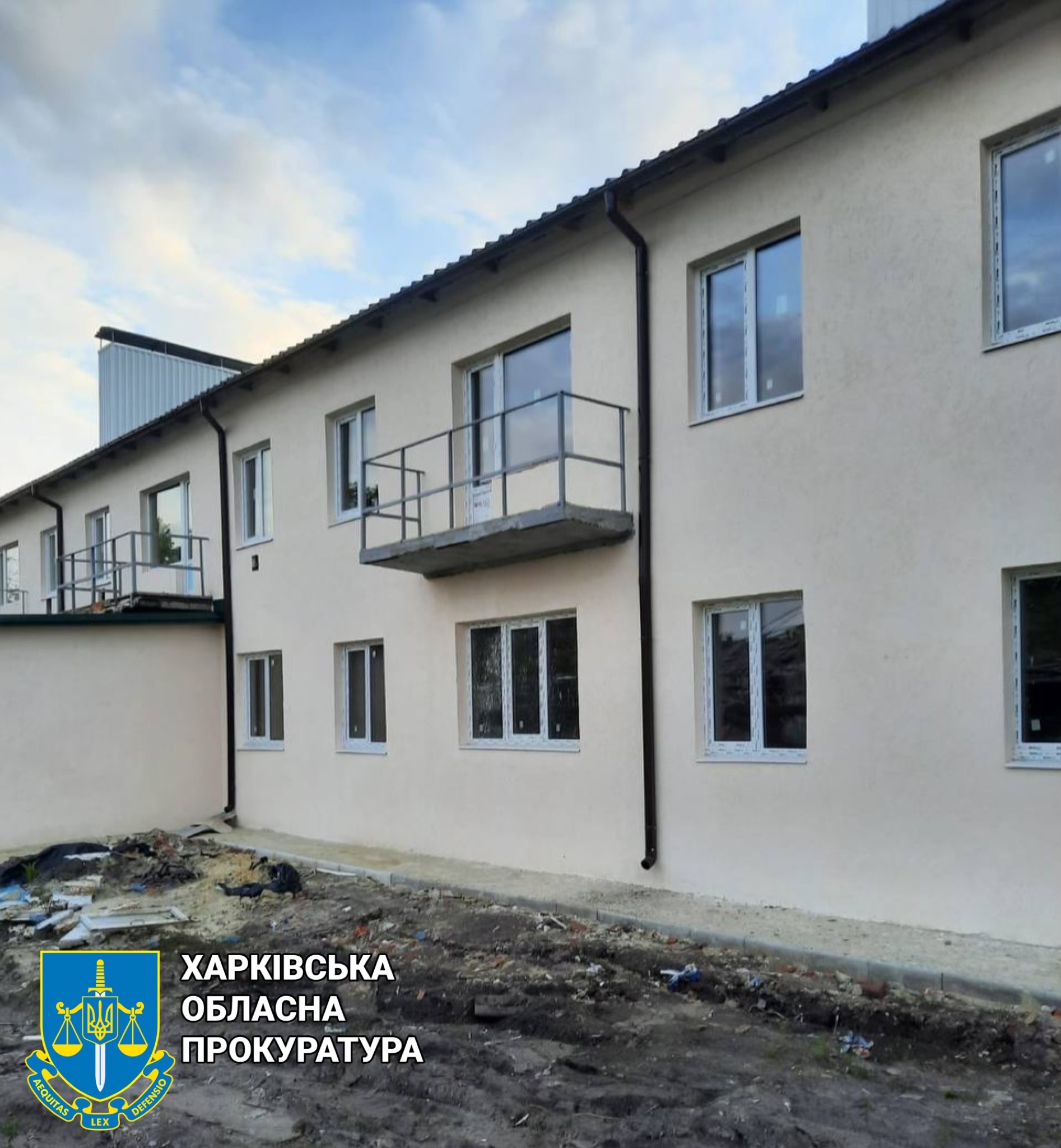 200 тыс украла фирма на ремонте разбитого РФ дома на Харьковщине: дело в суде