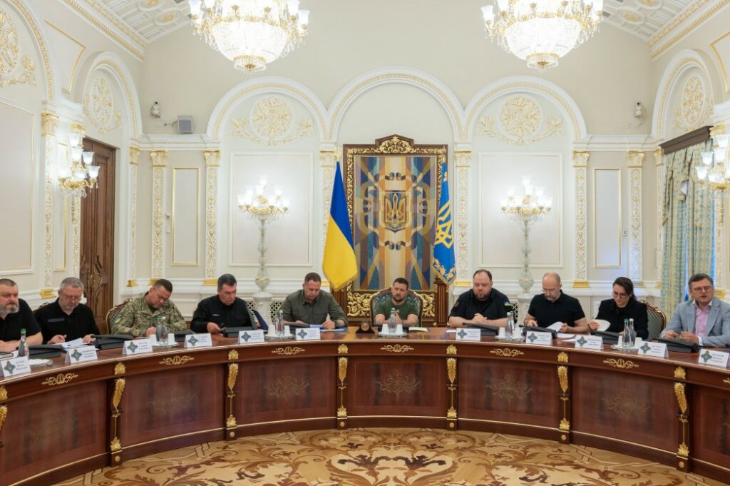 Увольнение всех областных военкомов: Зеленский подписал указ