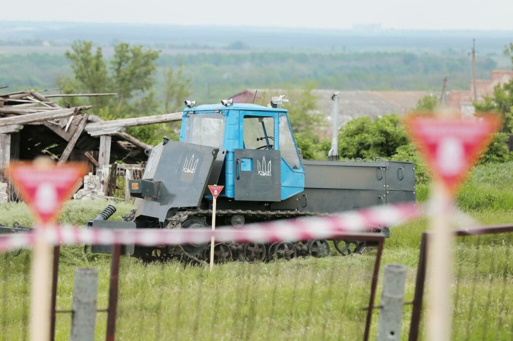 Харьковский трактор для разминирования могут запустить в массовое производство