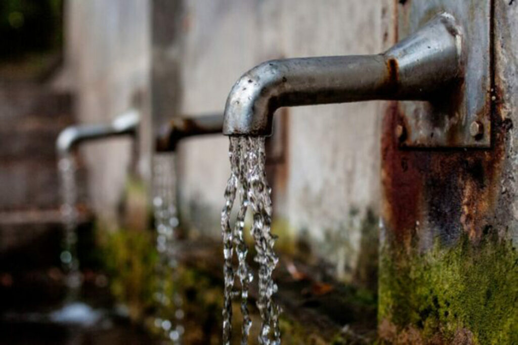 Названо три джерела в Харкові, вода з яких не відповідає нормативам