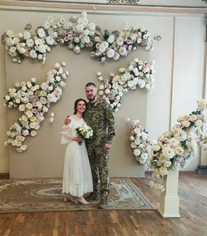 У Харкові понад 40 пар одружилися у День міста та День прапора (фото)