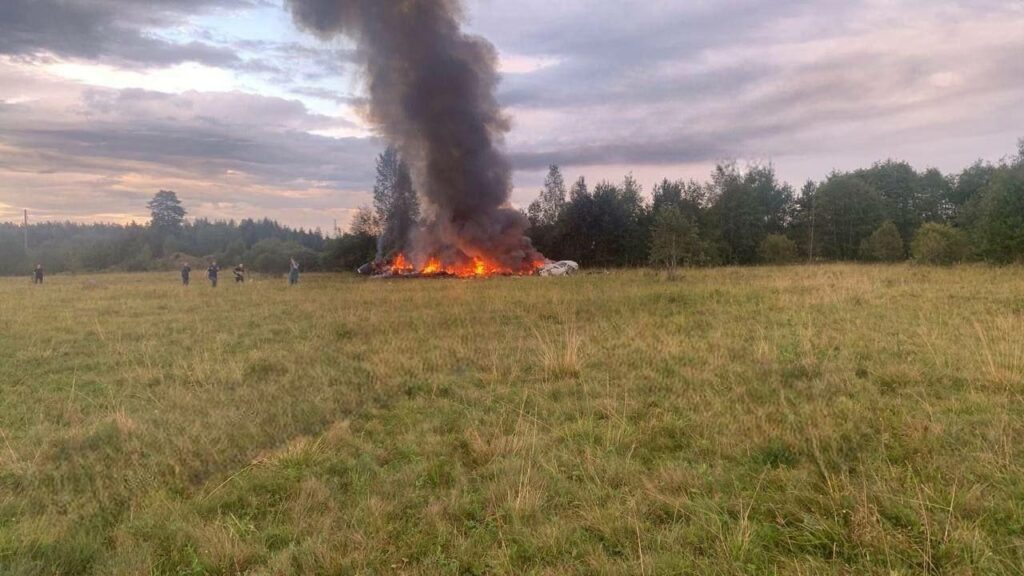 В РФ разбился частный самолет: росСМИ сообщают, что среди погибших Пригожин