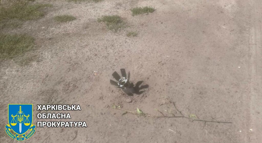 14-летнего подростка и пожилую женщину ранили россияне на Харьковщине