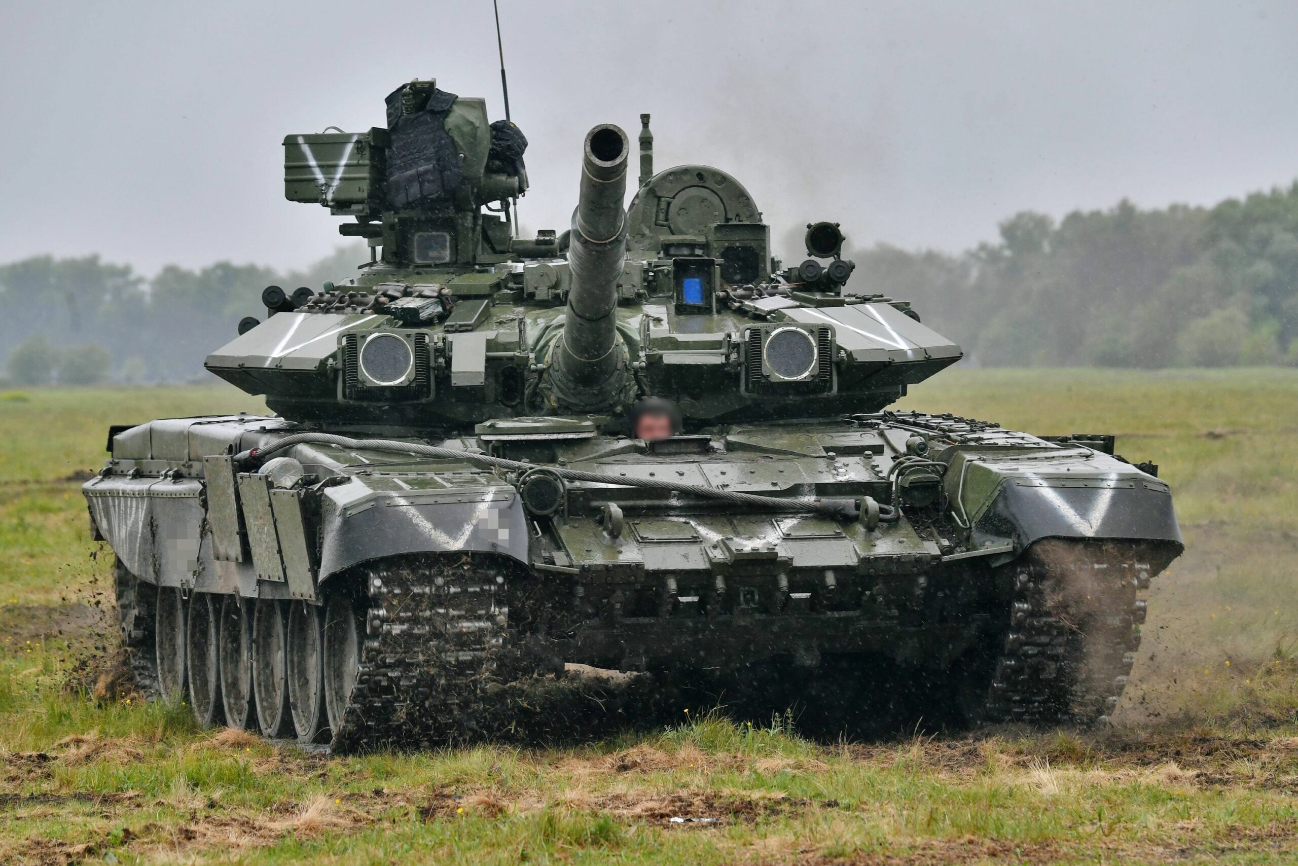 Бійці 92-ої бригади підбили найсучасніший танк росіян Т-90 «Прорив» на ...