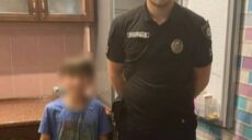 Шукали кілька годин: 10-річного хлопчика на Харківщині знайшли в кущах