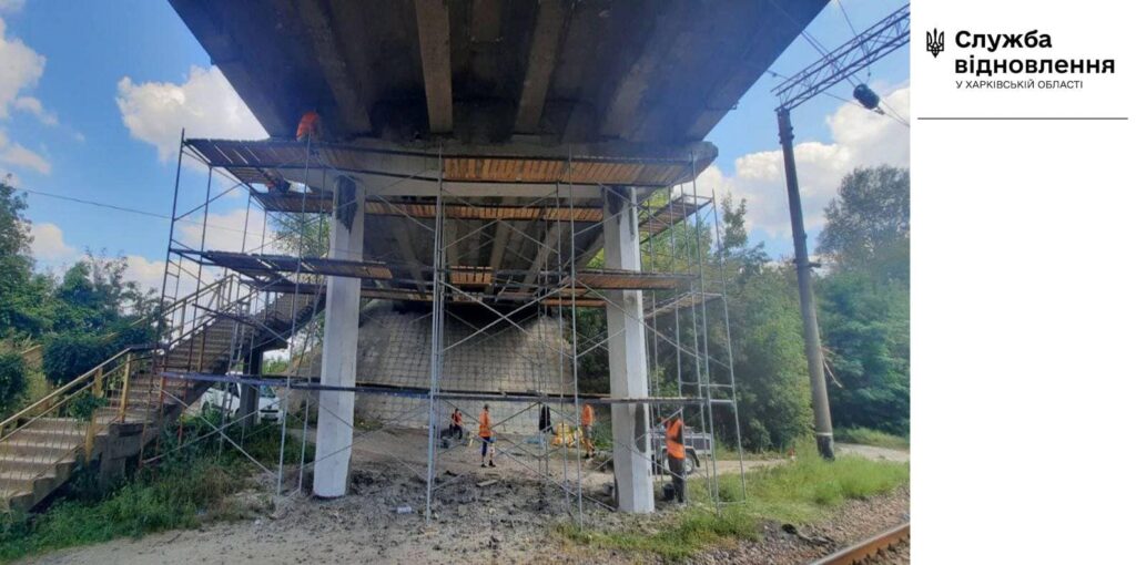 Дорожники показали мости на Харківщині, які ремонтують не через війну (фото)